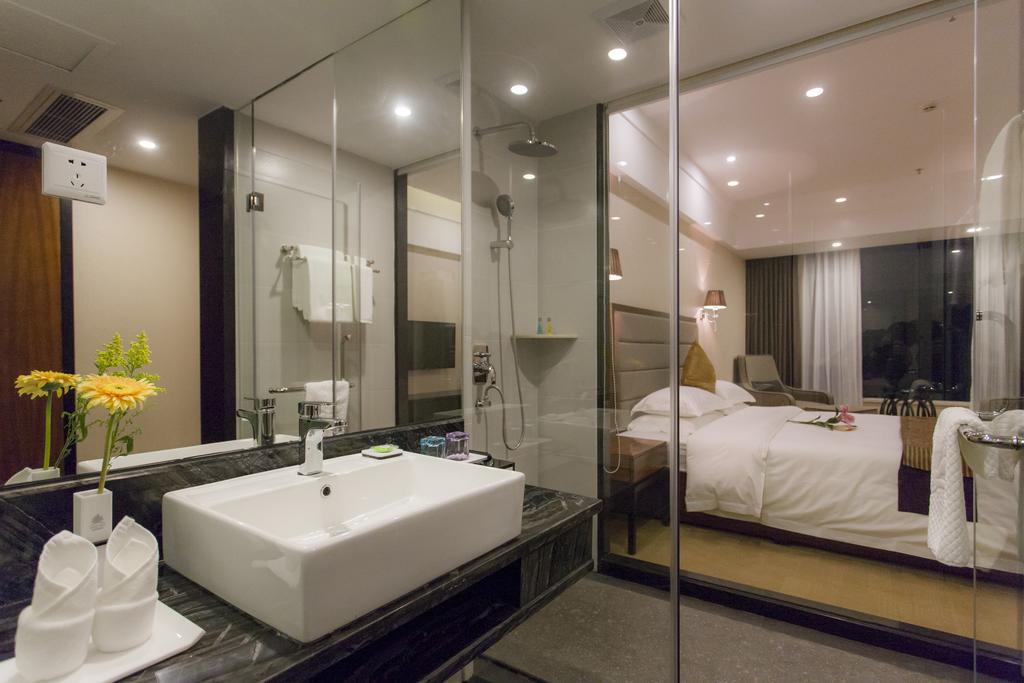 Golden Palm Hotel Zhuhai Eksteriør billede